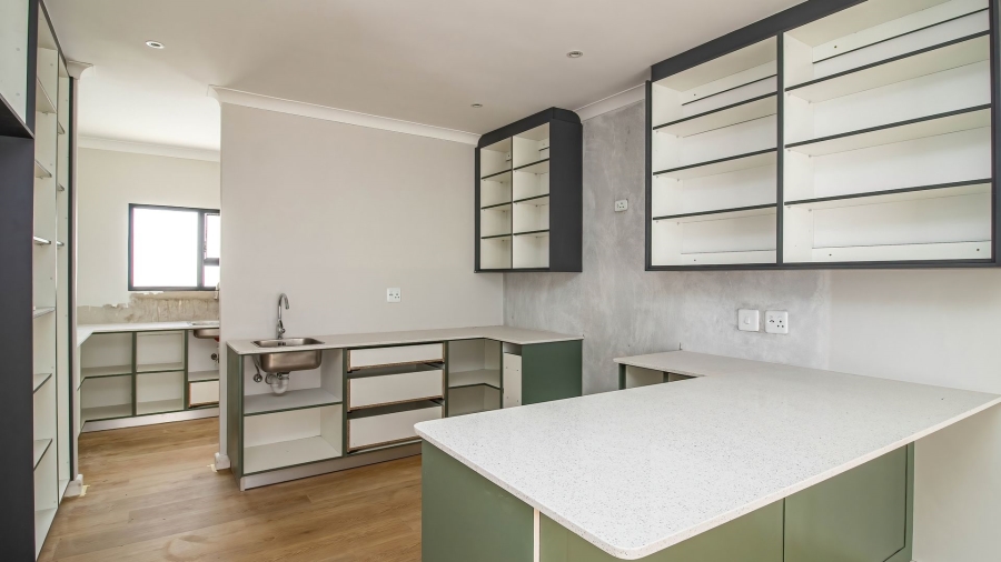 3 Bedroom Property for Sale in Sandbaai Western Cape